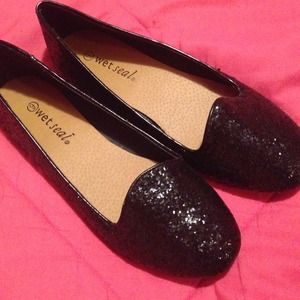 NWOT black glitter flats ✨
