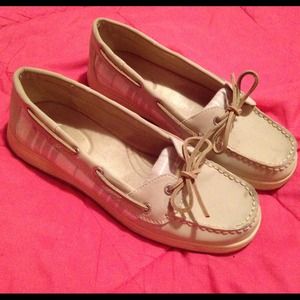 Tan boat shoes (sperry inspired)