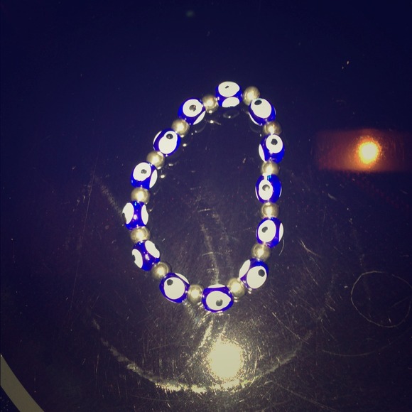 Eye of protection beaded bracelet