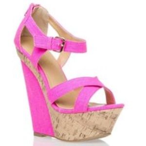 pink wedges 💗💗
