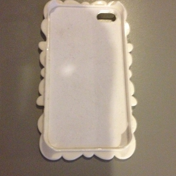 I am selling this phone case for iPhone 4 or 4s - Picture 2 of 2