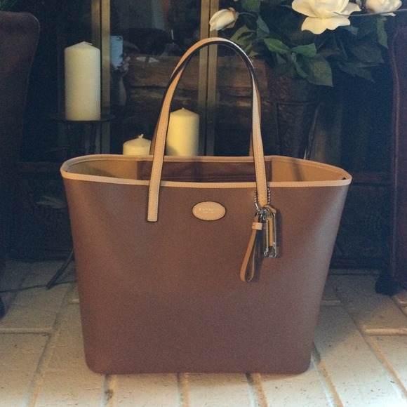 🚫SOLD🚫 🌟 FLASH SALE🌟COACH leather bag NEW!!!