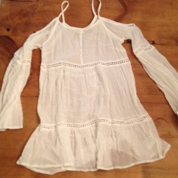 White shoulderless tunic