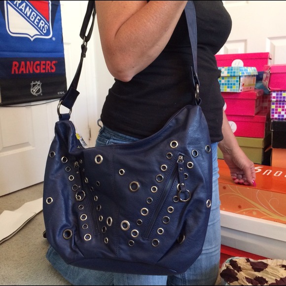 ALDO Handbags - NWT Navy Blue Aldo Purse