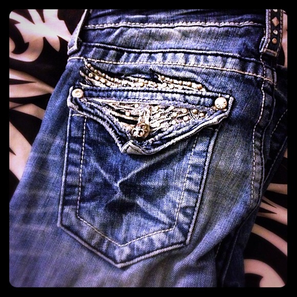 BUNDLED SOLDLike new Skinny light wash Miss Me