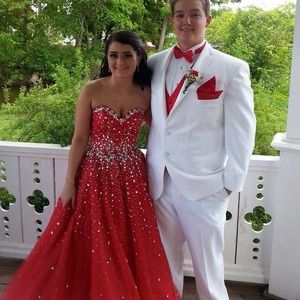 Red prom dress