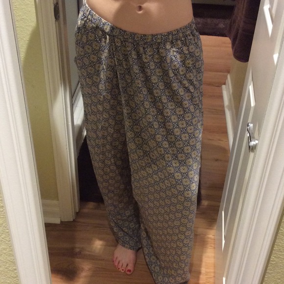 Forever 21 Pants - long flowing hippie pants NWT !