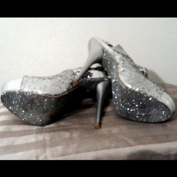 HP Fredericks of Hollywood Glitter Stiletto Prom - Picture 3 of 4