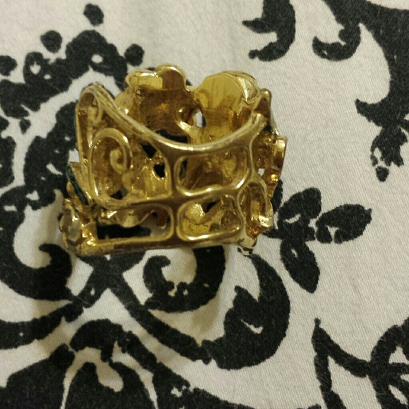 Guess ring - Picture 3 of 3