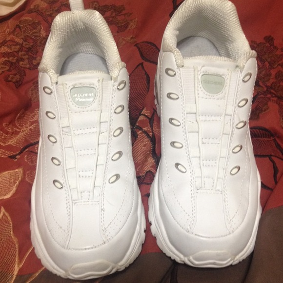 Size 7 sketchers