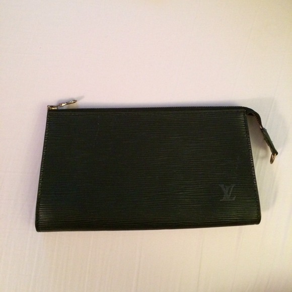LV Epi Leather Pouchette
