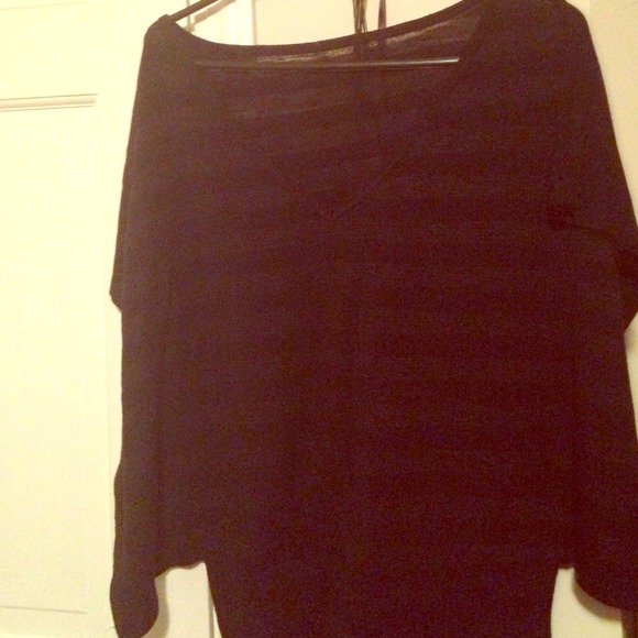 Black top with glowy arms and fitted bottom