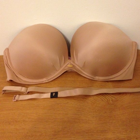 NEW VS 38D strapless push up bra.