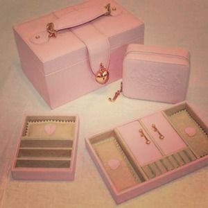 Juicy couture leather jewelry box