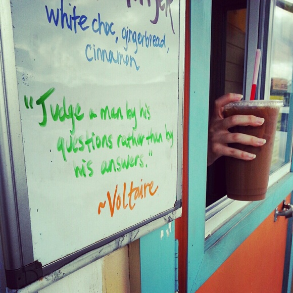 ๐ Meet Your Posher, Stephanie!! - Picture 3 of 4