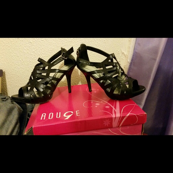 Black faux leather platform strap heels