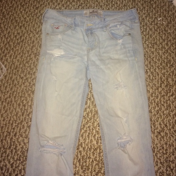 Light Wash Distressed Hollister Jeans