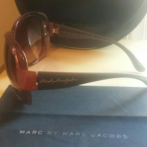 Marc Jacobs sunglasses authentic