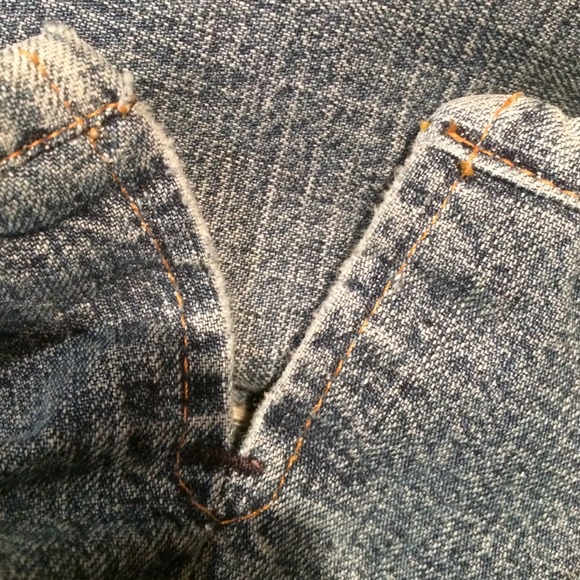 Lucky Brand medium/light wash fit and flare jeans - Picture 2 of 2