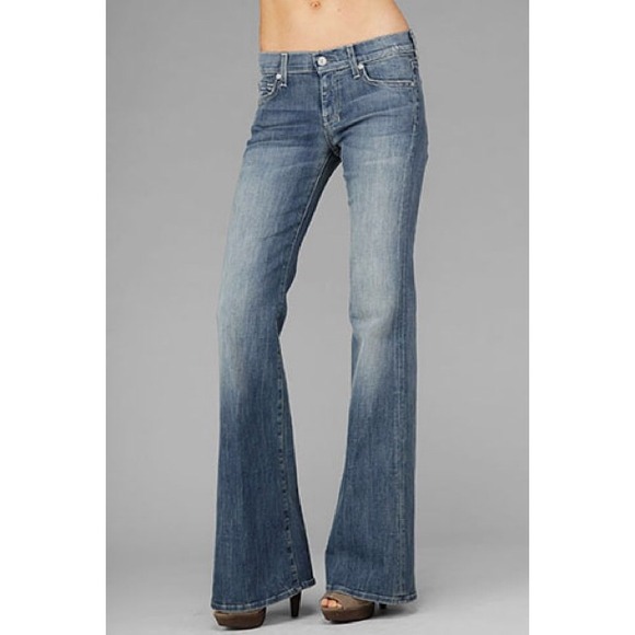Lucky Brand medium wash fit and flare jeans