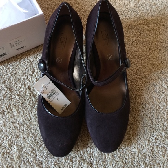 LOFT Shoes - NWT Loft Heals in Brown Suede