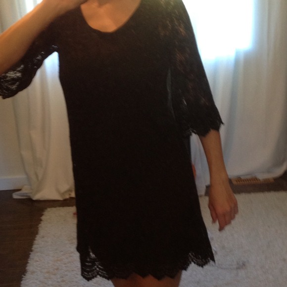 Super cute black h&m lace dress