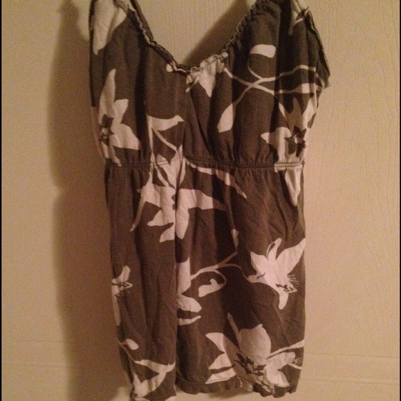 green floral american eagle top