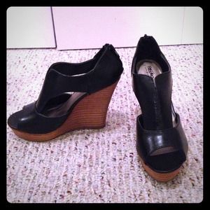 Black open toe wedges