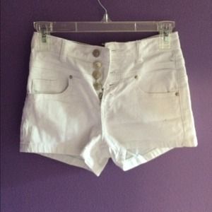 dELiA's high waisted shorts