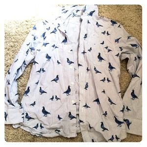 Mossimo pigeon print shirt