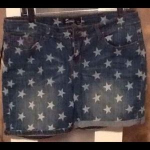 Star jean shorts