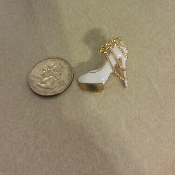 Stiletto earrings!SOLD! - Picture 2 of 2