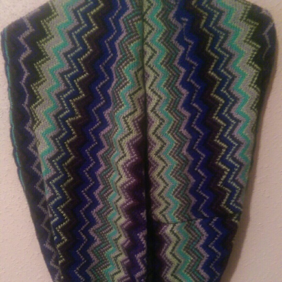Infinity scarf - Picture 3 of 4