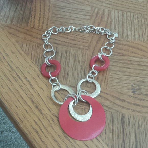 Gorgeous necklace