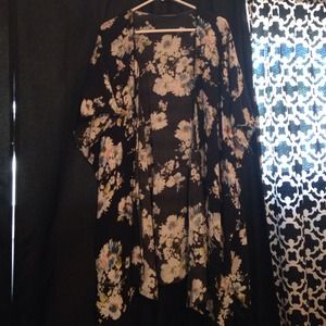 Brandy Melville kimono