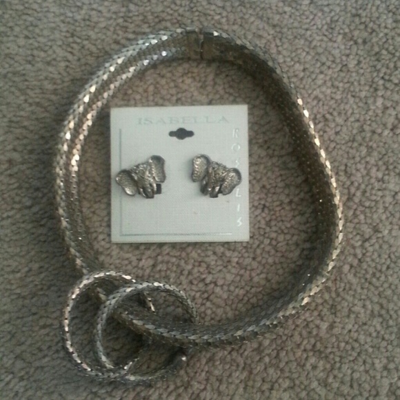 NECKLACE & EARRINGS