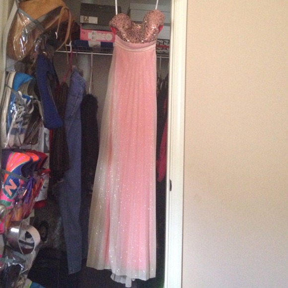 Prom Dress - Picture 1 of 3