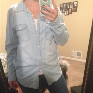 🚫TRADE🚫Chambray Top