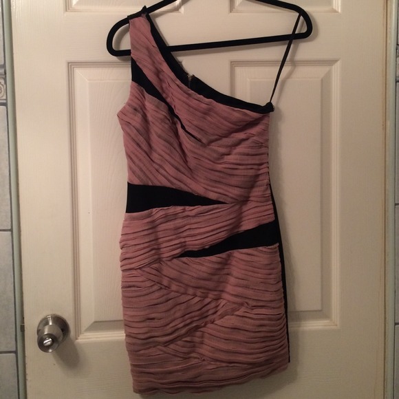 One shoulder dress