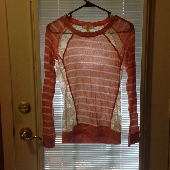 Pink.Rose, peach and white lace sweater. - Picture 1 of 3