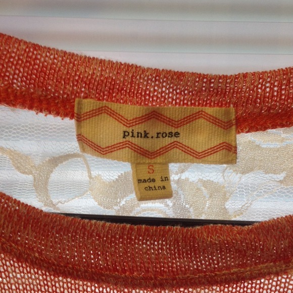 Pink.Rose, peach and white lace sweater. - Picture 3 of 3