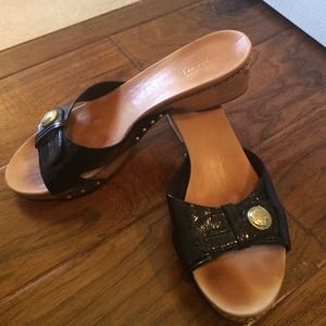 Coach flats