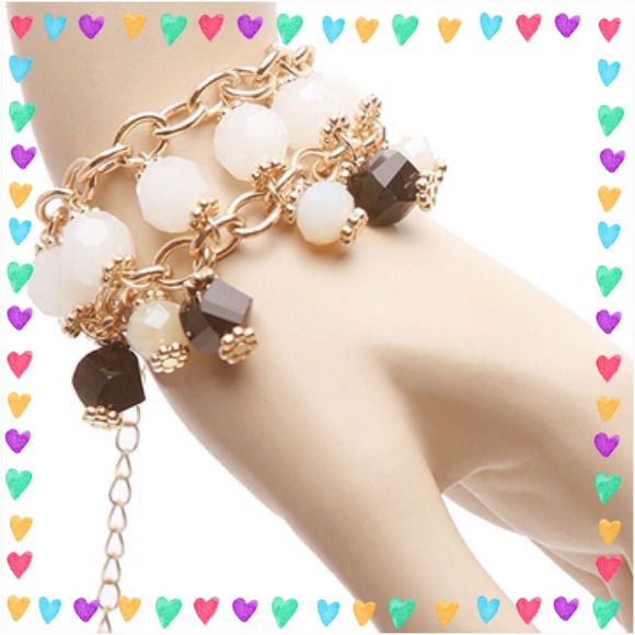 Fabulous Fashion Gold Chain Bracelet - Picture 2 of 2