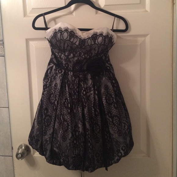 Bebe dress