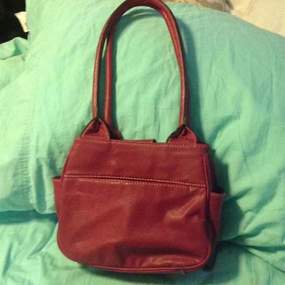 Adorable, small, plum-colored purse - Picture 2 of 3