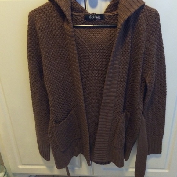 Brown wrap sweater w belt - Picture 2 of 4
