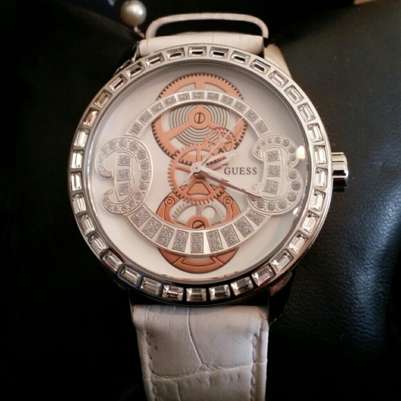 High Performance Guess Watch - Picture 3 of 3