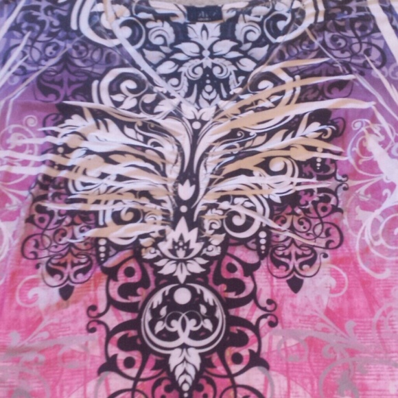 Colorful Shirt - Picture 2 of 2