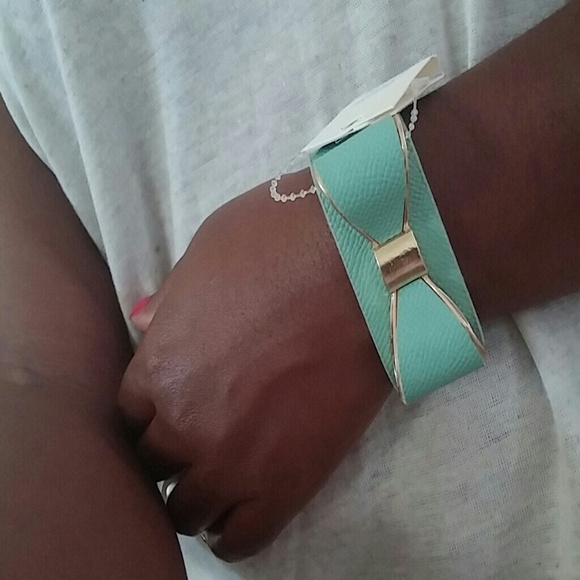 Bracelet - Picture 2 of 2