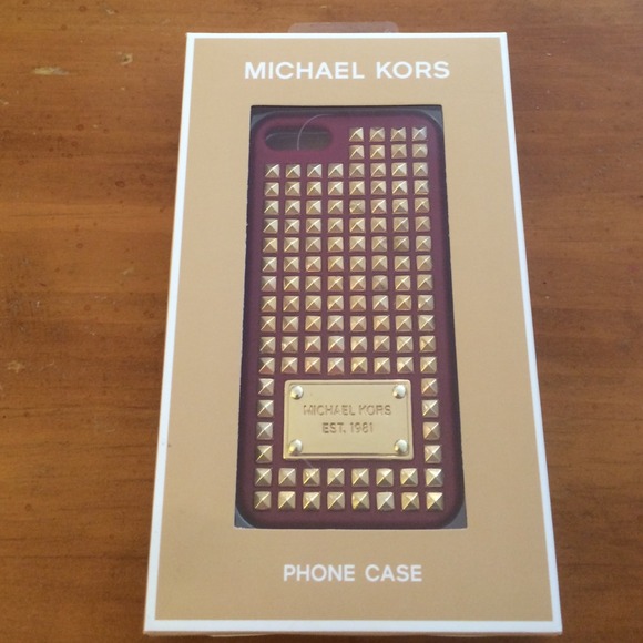 Michael Kors Accessories - NWT MICHAEL KORS SCARLET STUDDED IPHONE 5/5s CASE